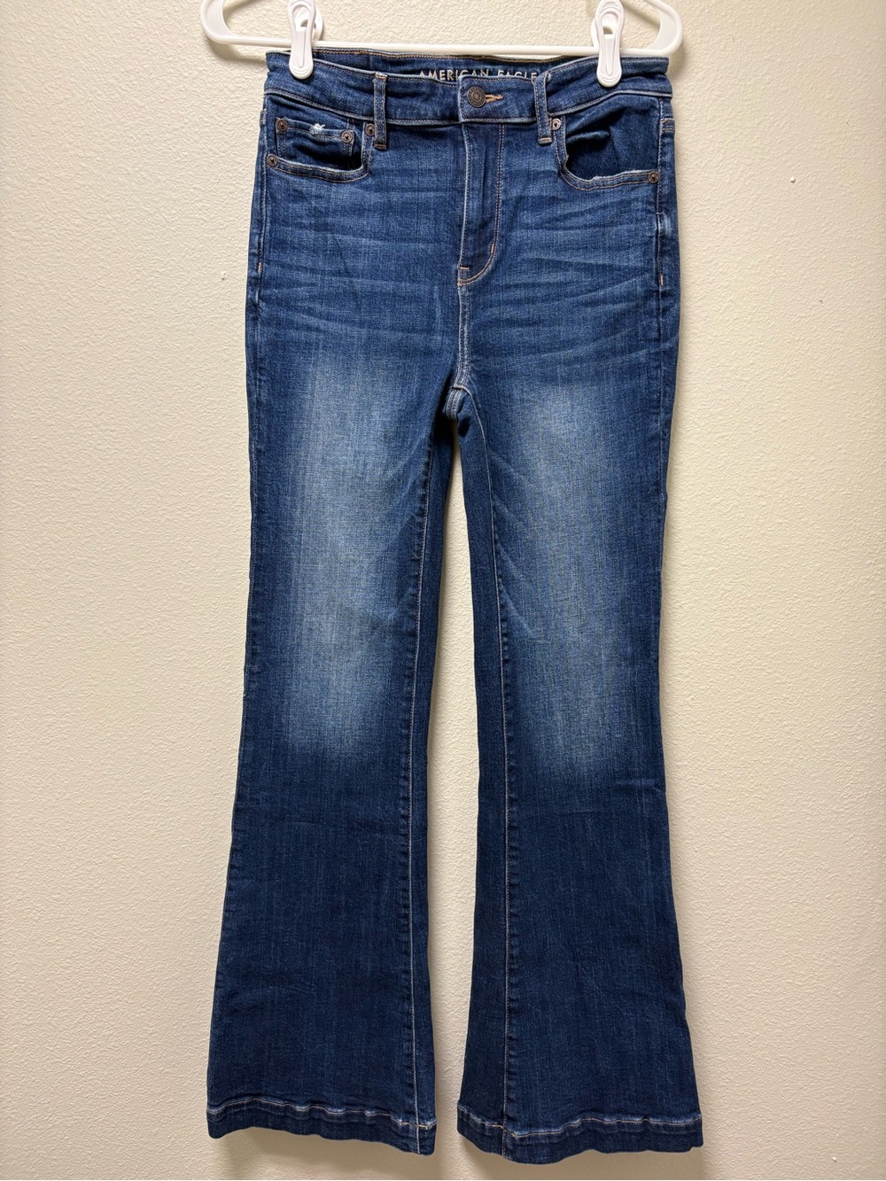 American Eagle Women’s High Rise Flare Medium Wash Stretch Blue Jeans Size 4